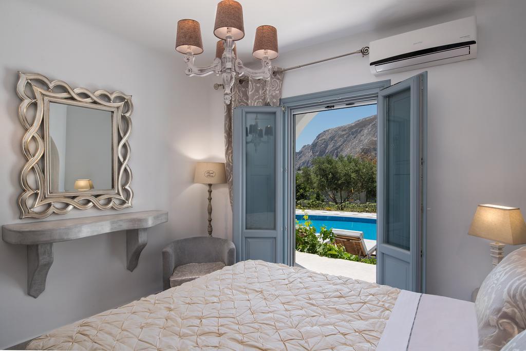 Felicity Luxury Villas Kamári Eksteriør billede